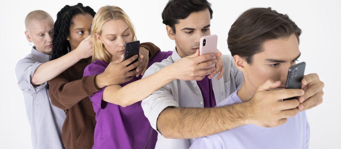 people-connected-social-media (1)